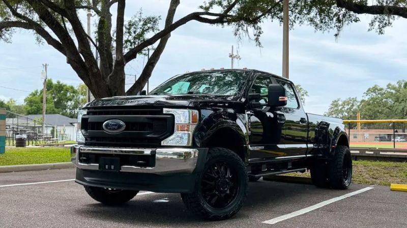 2022 Ford F-350 Platinum