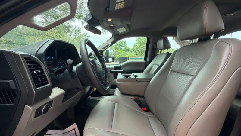2022 Ford F-350 Platinum