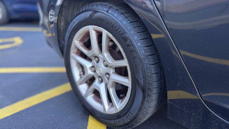 2015 Chevrolet Malibu 1LT