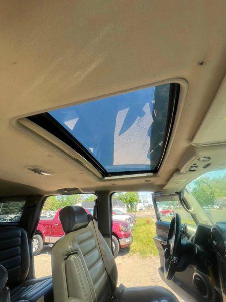 2004 HUMMER H2 Base