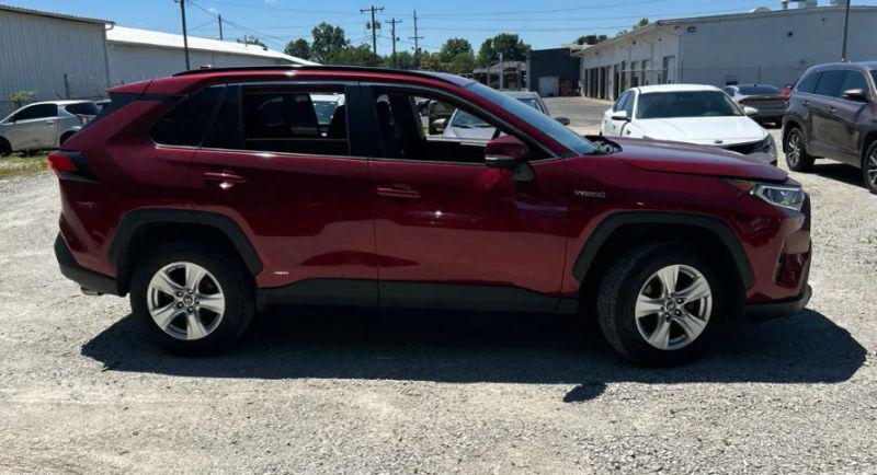 2019 Toyota RAV4 Hybrid XLE
