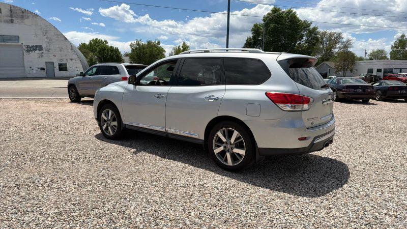 2014 Nissan Pathfinder Platinum