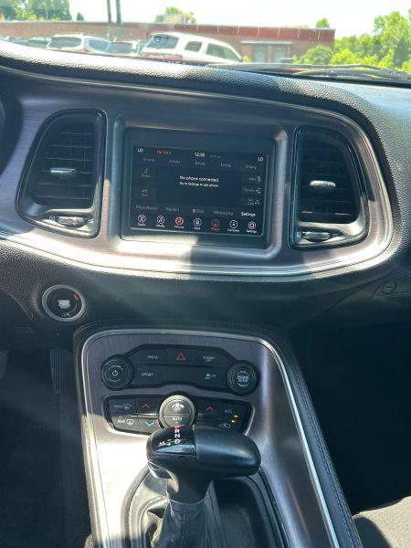 2018 Dodge Challenger SXT