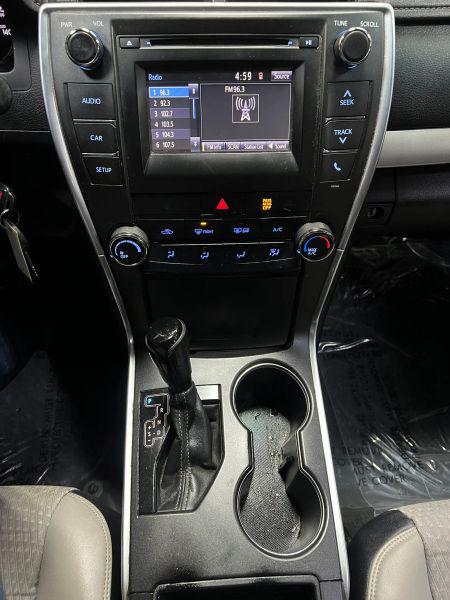 2015 Toyota Camry SE