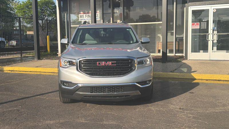 2018 GMC Acadia SLE-2