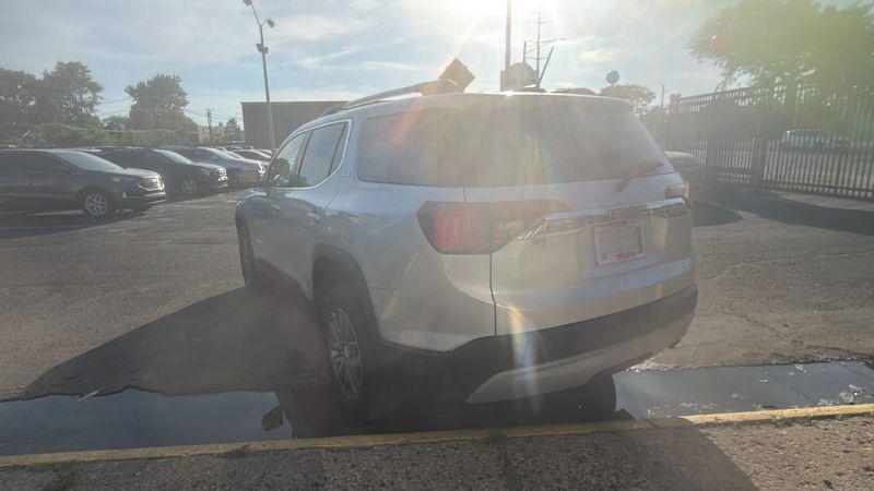 2018 GMC Acadia SLE-2