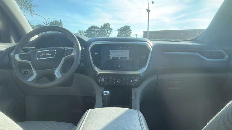 2018 GMC Acadia SLE-2