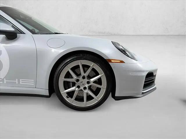2025 Porsche 911 Carrera T