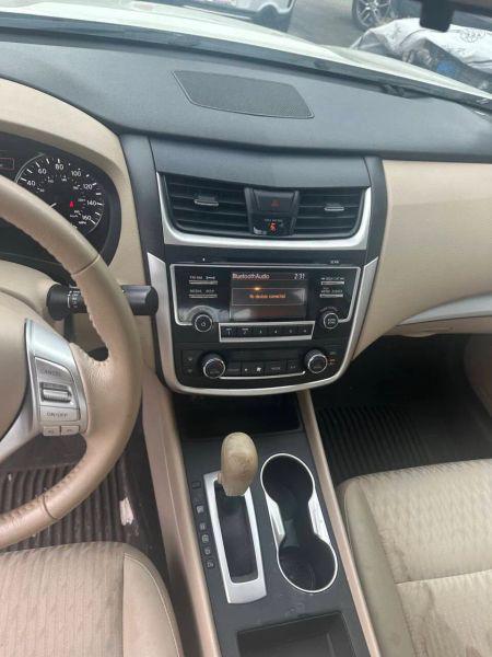 2017 Nissan Altima 2.5 SV