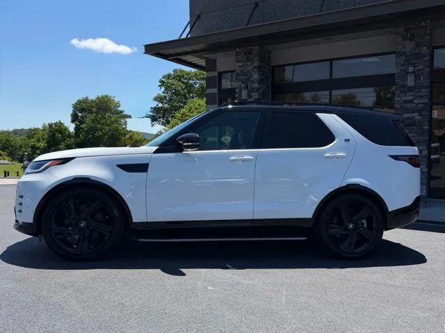 2025 Land Rover Discovery P360 Dynamic SE