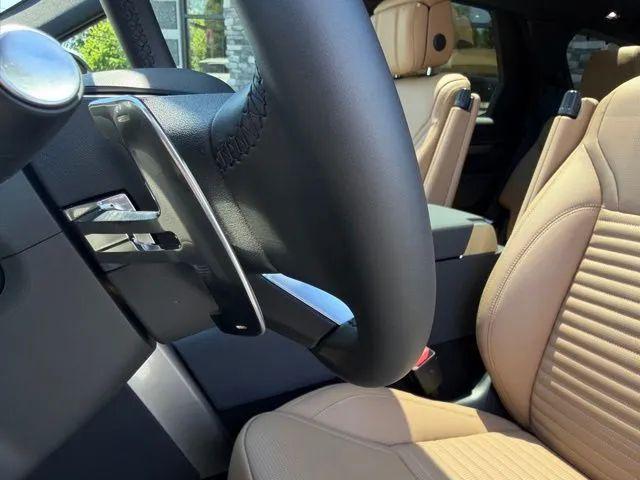 2025 Land Rover Discovery P360 Dynamic SE