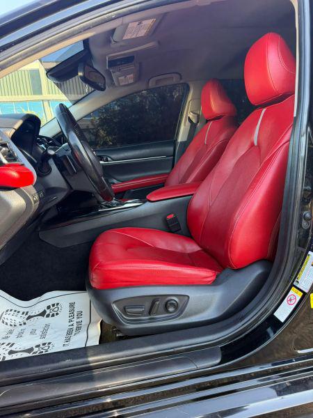 2019 Toyota Camry XSE