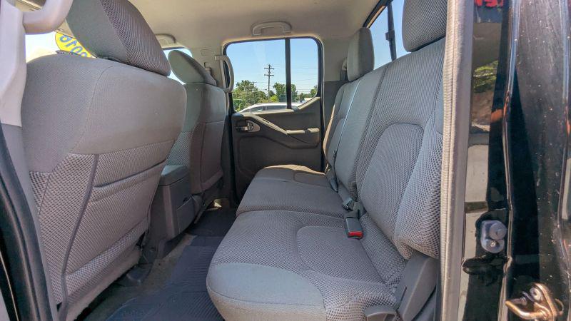2016 Nissan Frontier SV