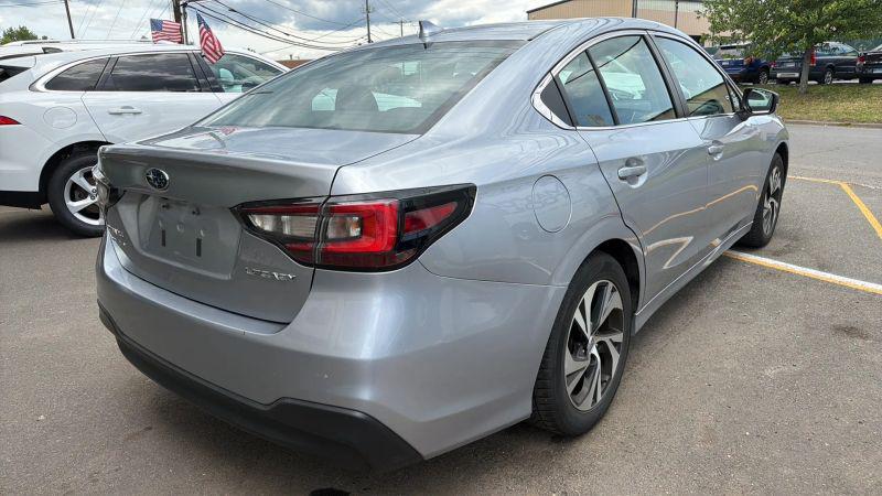 2022 Subaru Legacy Base