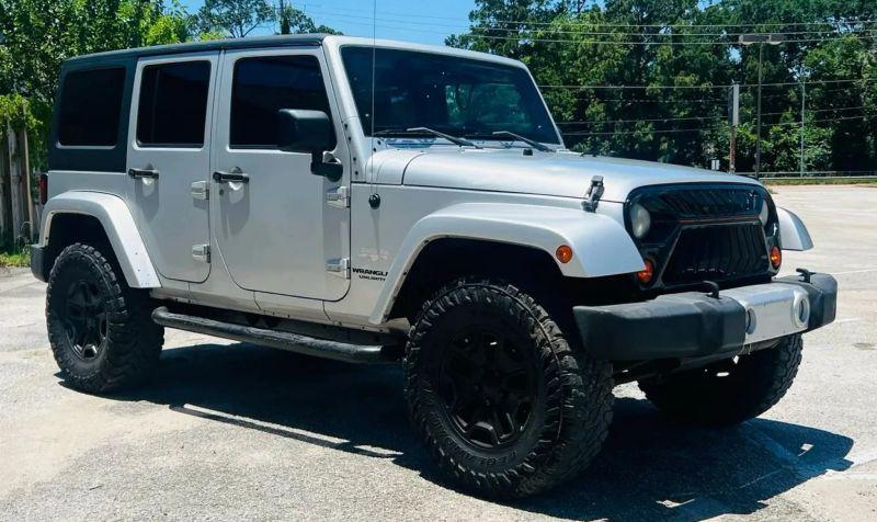 2012 Jeep Wrangler Unlimited Sahara