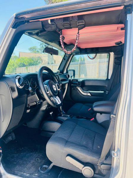 2012 Jeep Wrangler Unlimited Sahara