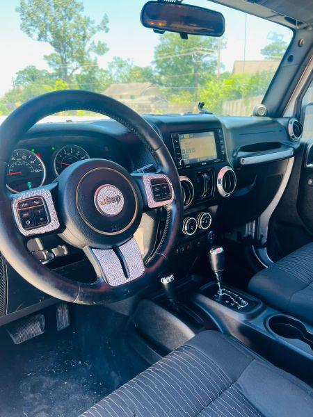 2012 Jeep Wrangler Unlimited Sahara