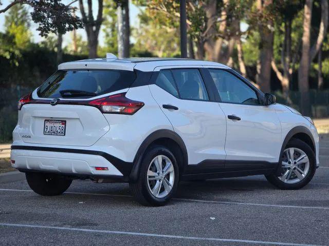 2023 Nissan Kicks S Xtronic CVT