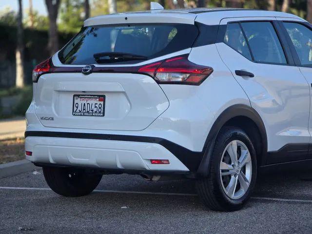 2023 Nissan Kicks S Xtronic CVT