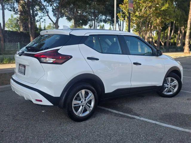 2023 Nissan Kicks S Xtronic CVT