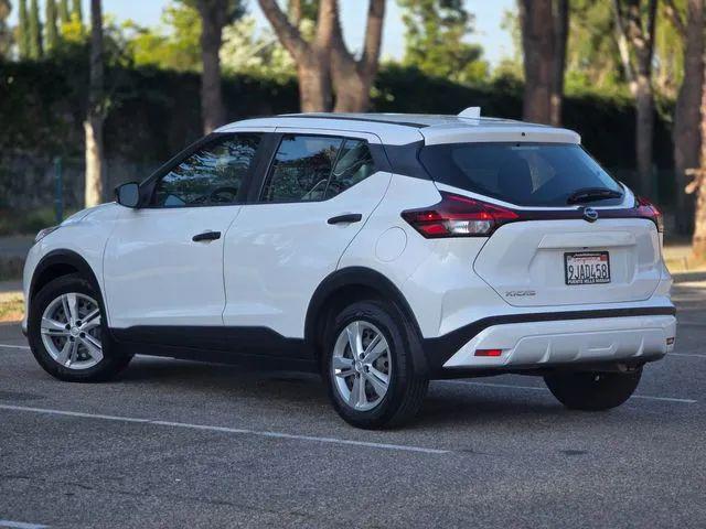 2023 Nissan Kicks S Xtronic CVT