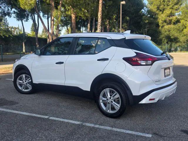 2023 Nissan Kicks S Xtronic CVT