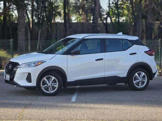 2023 Nissan Kicks S Xtronic CVT