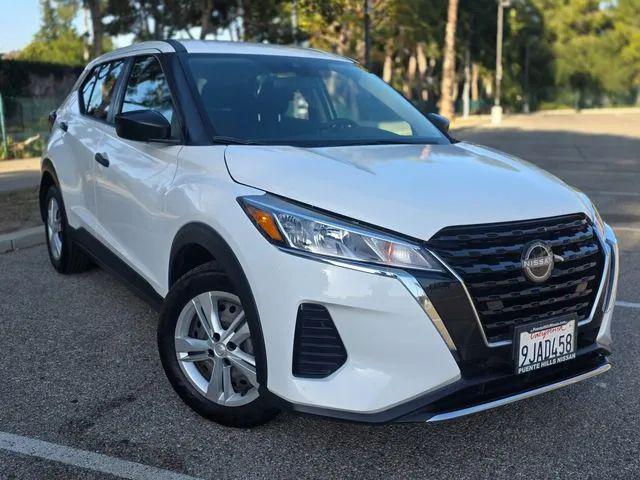 2023 Nissan Kicks S Xtronic CVT
