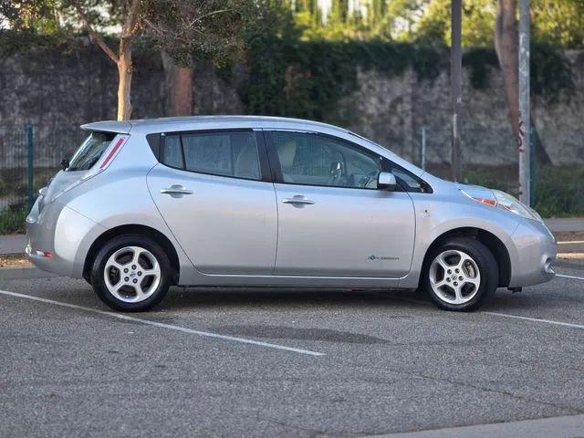2012 Nissan LEAF SL