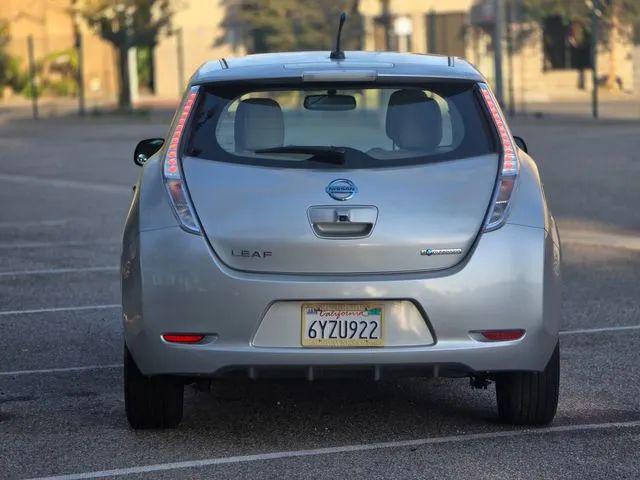 2012 Nissan LEAF SL