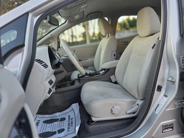 2012 Nissan LEAF SL