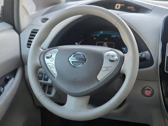 2012 Nissan LEAF SL