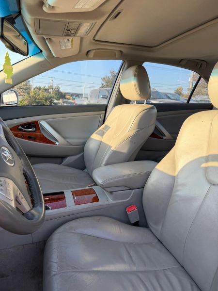 2009 Toyota Camry SE V6