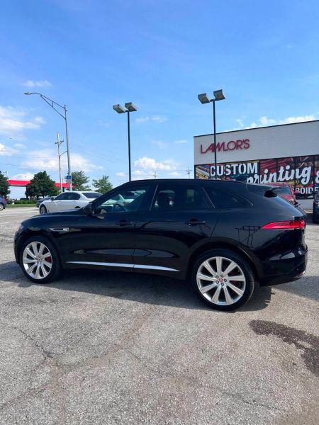 2019 Jaguar F-PACE S
