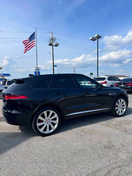 2019 Jaguar F-PACE S