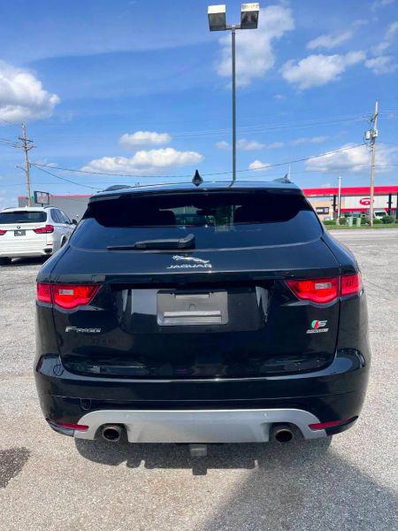 2019 Jaguar F-PACE S