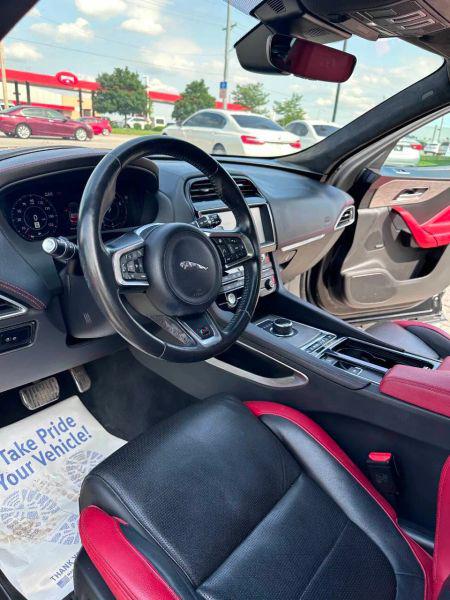 2019 Jaguar F-PACE S