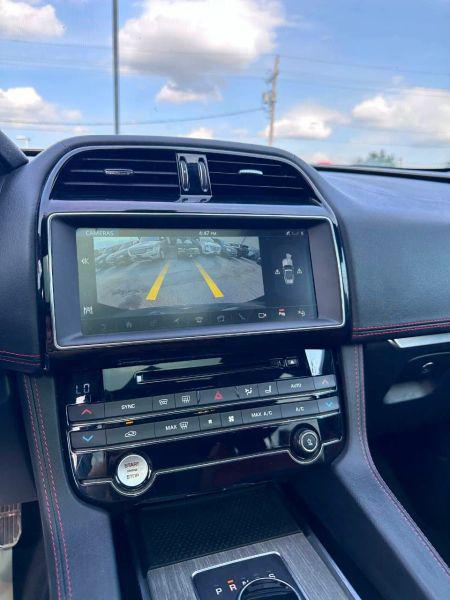 2019 Jaguar F-PACE S