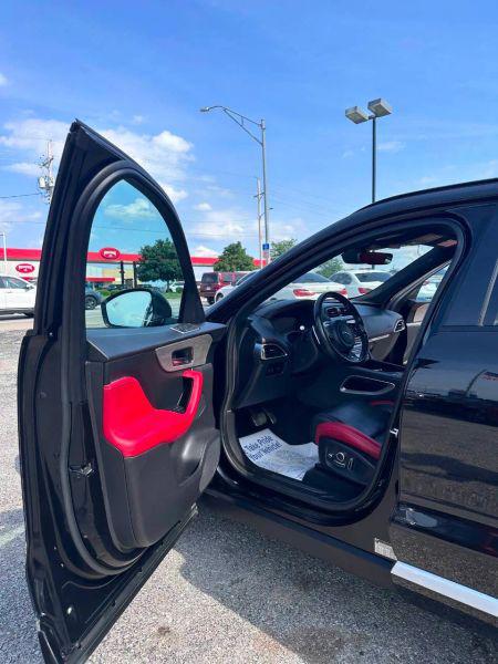 2019 Jaguar F-PACE S