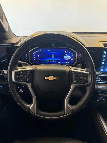 2022 Chevrolet Silverado 1500 4WD Crew Cab Short Bed LTZ