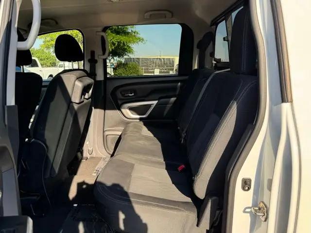2019 Nissan Titan SV