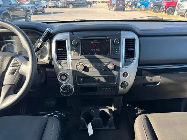 2019 Nissan Titan SV