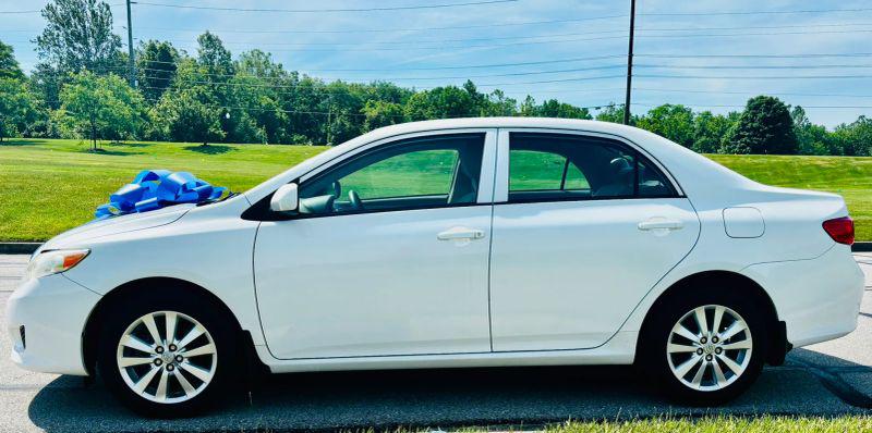 2010 Toyota Corolla LE