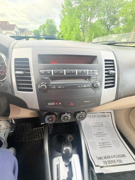 2012 Mitsubishi Outlander SE