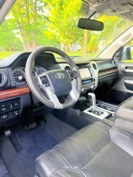 2014 Toyota Tundra Limited 5.7L V8