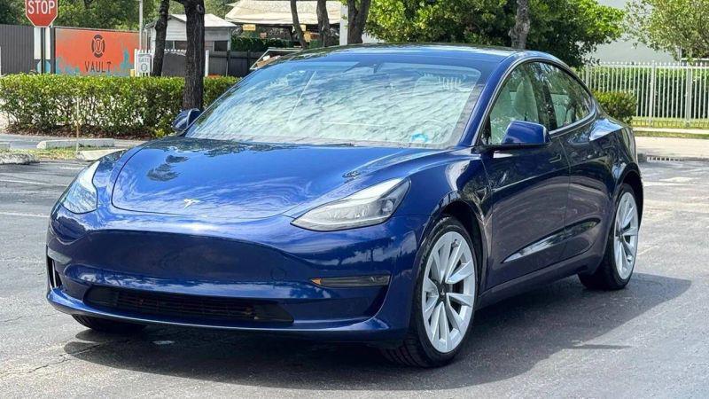 2023 Tesla Model 3 Rear-Wheel Drive
