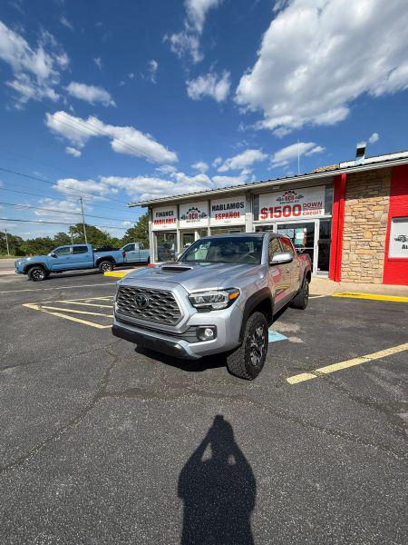 2023 Toyota Tacoma SR V6