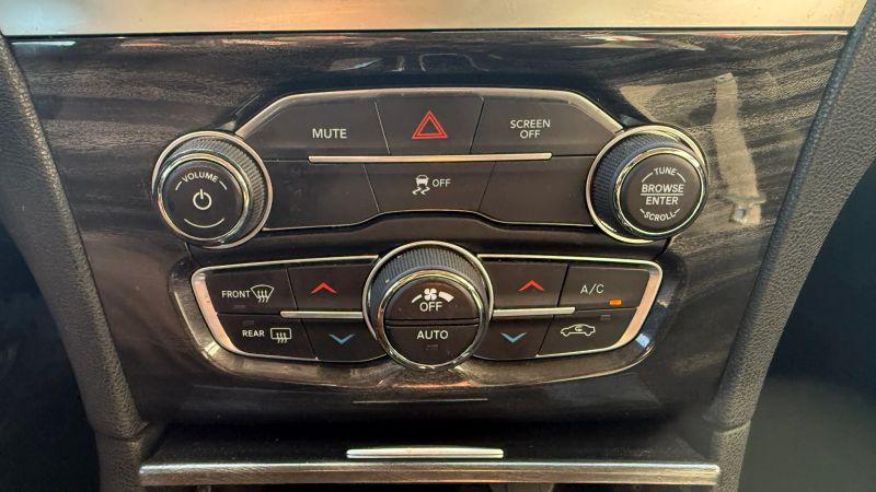 2018 Chrysler 300 Touring