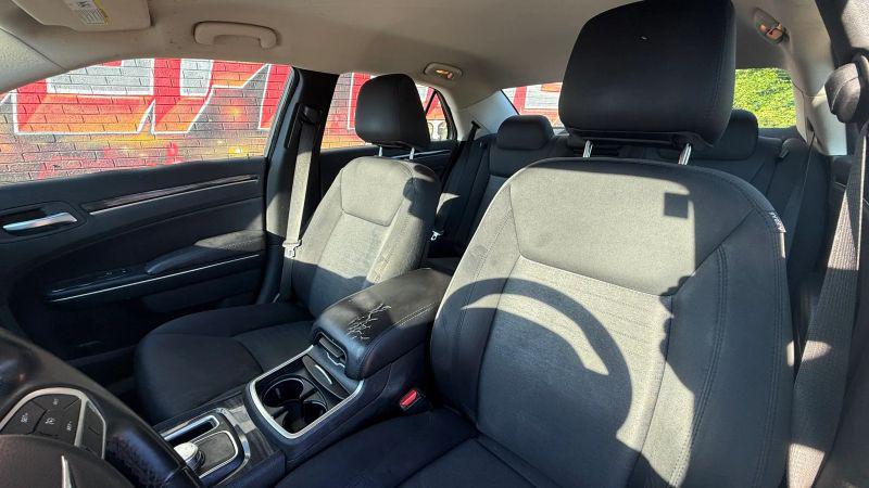 2018 Chrysler 300 Touring