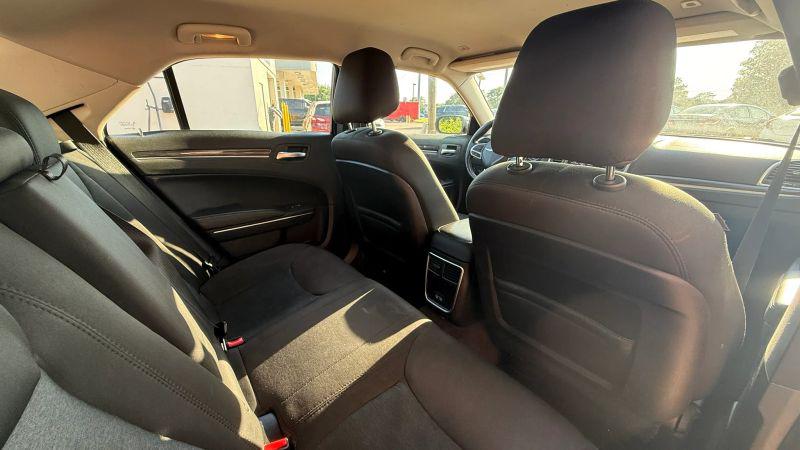 2018 Chrysler 300 Touring